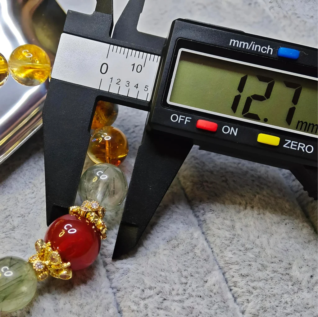 豐盛流動 · 生命力與鞏固能量手鏈 紅瑪瑙—綠髮晶—黃水晶—豐盛流動—天然水晶手鍊—Meruisa Crystal
